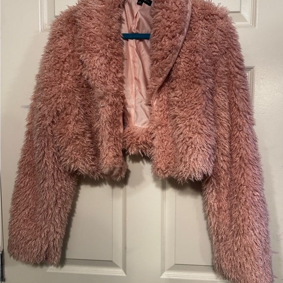 Dolls Kill Jackets & Blazers - Dolls Kill light pink faux fur crop Jacket